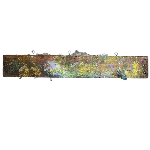 Handmade Skeleton Key Holder Wood Epoxy Resin Key Holder - Picture 10 of 11